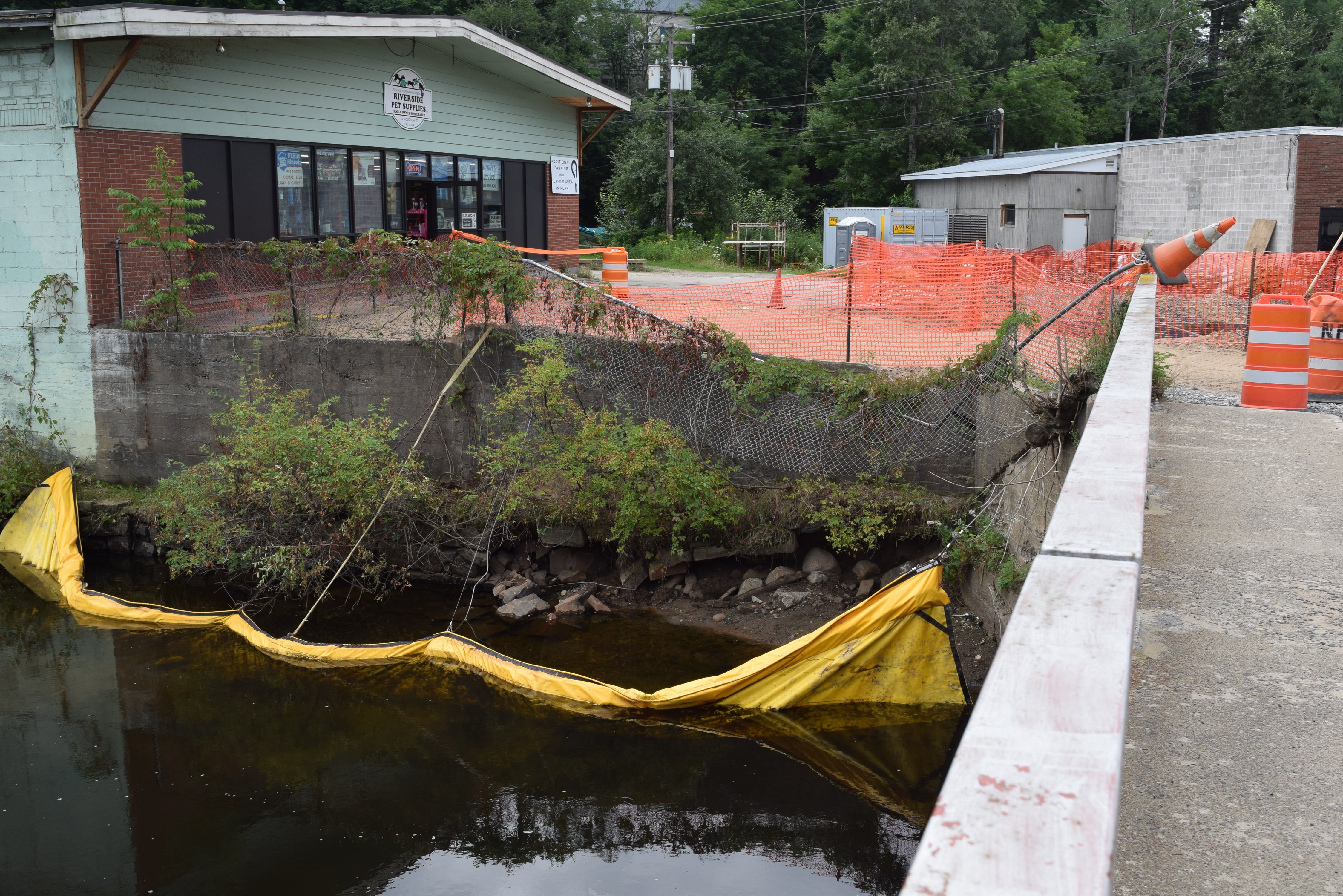 riverside pet supplies